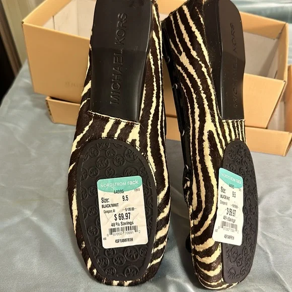 COPY - Michael Kors Amber printed haircalf moccasin 9.5M EUC worn once - Picture 7 of 7